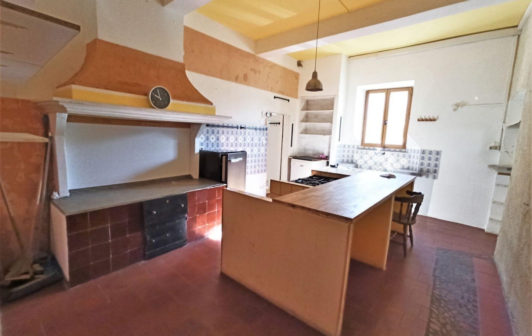 11-34 IMMOBILIER : Domain / Estate | NARBONNE (11100) | 570 m2 | 593 000 € 