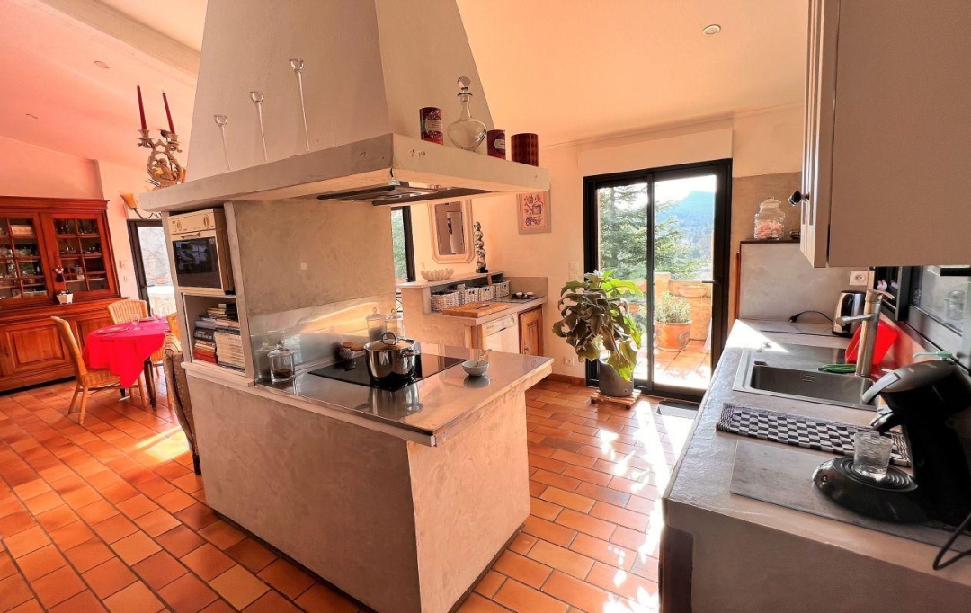 11-34 IMMOBILIER : House | LAGRASSE (11220) | 266 m2 | 462 000 € 
