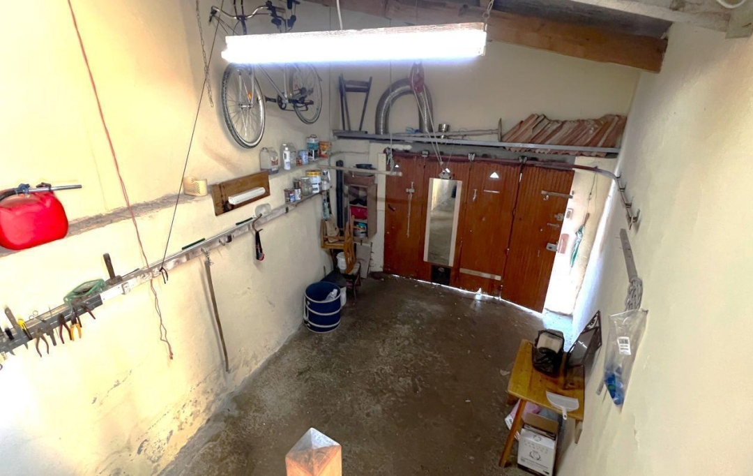 11-34 IMMOBILIER : Garage / Parking | BIZE-MINERVOIS (11120) | 32 m2 | 34 000 € 