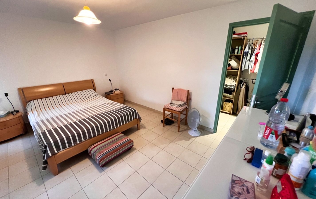 11-34 IMMOBILIER : House | CRUZY (34310) | 150 m2 | 179 000 € 