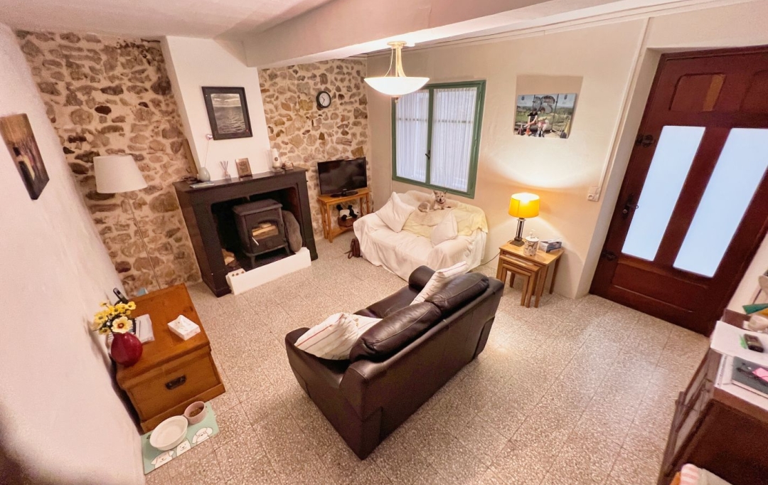 11-34 IMMOBILIER : House | CRUZY (34310) | 150 m2 | 179 000 € 