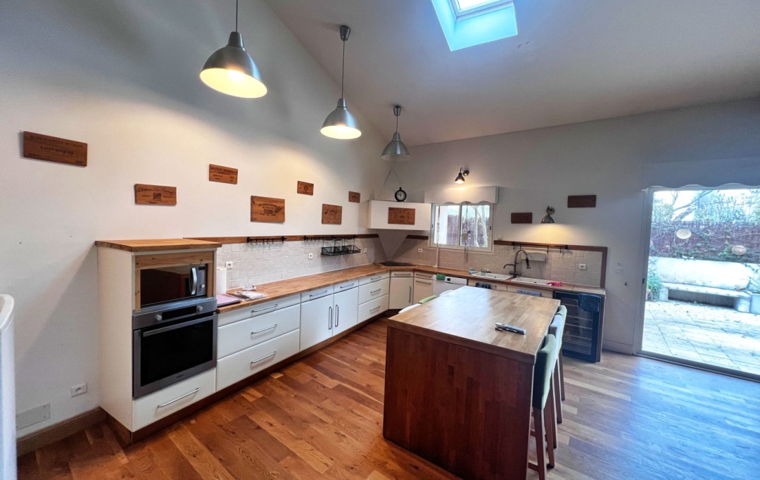 11-34 IMMOBILIER : Maison / Villa | CRUZY (34310) | 170 m2 | 322 000 € 