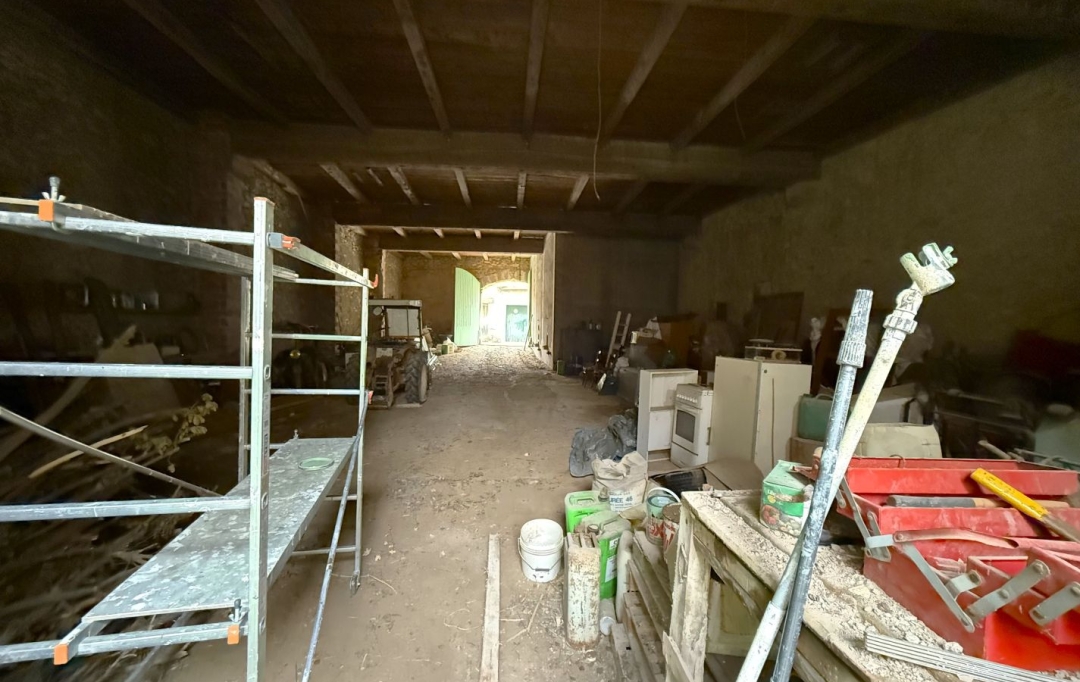 11-34 IMMOBILIER : Autres | POUZOLS-MINERVOIS (11120) | 520 m2 | 109 000 € 