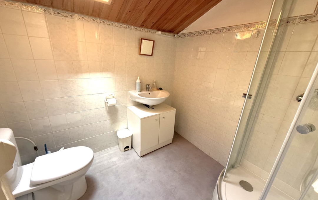 11-34 IMMOBILIER : House | MINERVE (34210) | 84 m2 | 126 000 € 