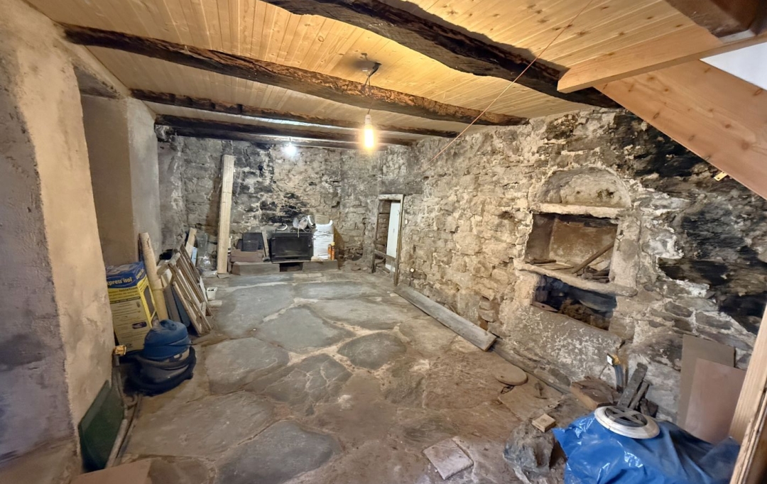 11-34 IMMOBILIER : House | MINERVE (34210) | 84 m2 | 126 000 € 