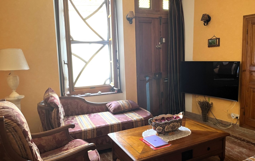 11-34 IMMOBILIER : House | MONTOULIERS (34310) | 208 m2 | 248 000 € 
