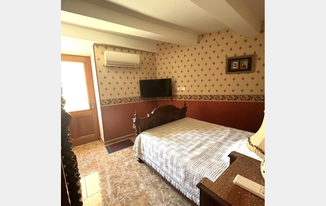 11-34 IMMOBILIER : House | MONTOULIERS (34310) | 208 m2 | 248 000 € 