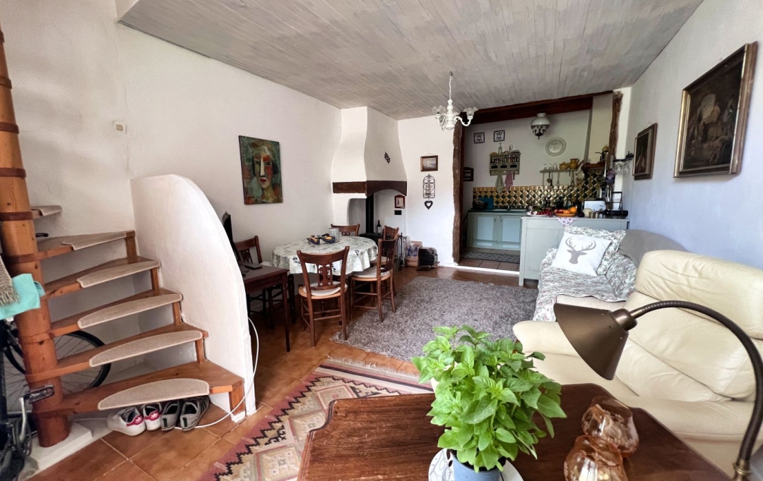 11-34 IMMOBILIER : House | AIGNE (34210) | 80 m2 | 109 000 &euro; 