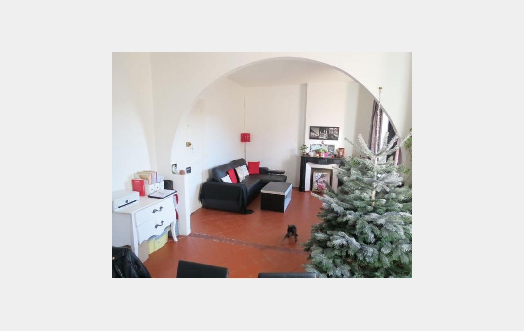 11-34 IMMOBILIER : Immeuble | GINESTAS (11120) | 162 m2 | 159 000 € 
