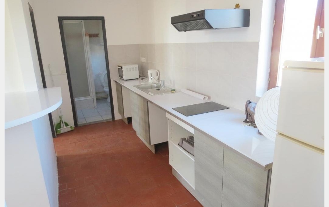11-34 IMMOBILIER : Building | GINESTAS (11120) | 162 m2 | 159 000 € 