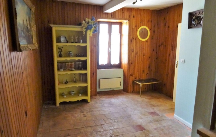 11-34 IMMOBILIER : House | CRUZY (34310) | 140 m2 | 89 000 € 