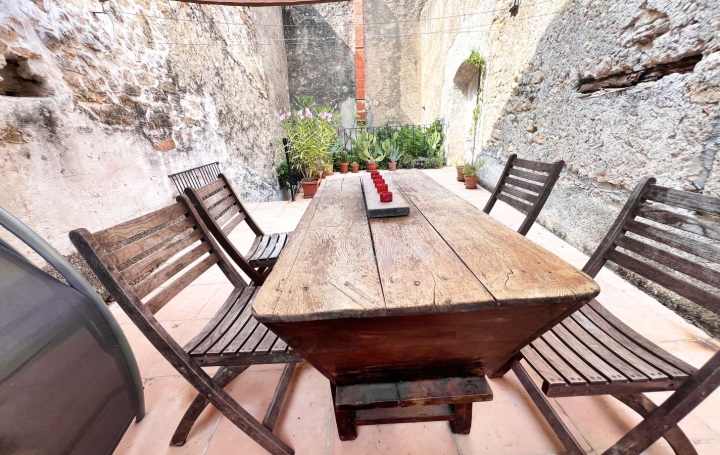 Maison de village FABREZAN 207 m2 289 000 € Maison de village FABREZAN 207 m2 289 000 €