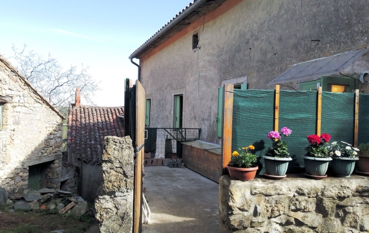  11-34 IMMOBILIER Maison / Villa | VELIEUX (34220) | 75 m2 | 119 000 € 