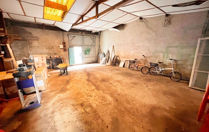 Maison   LEZIGNAN-CORBIERES  74 m2 49 000 € 